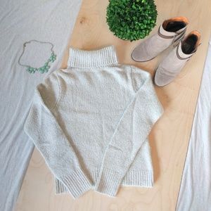 Brandy Melville light grey turtleneck